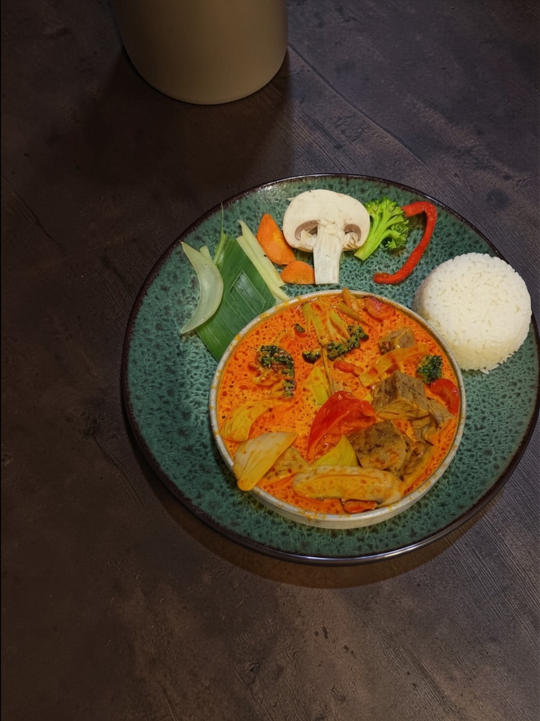 Räkor / biff / kyckling i panang curry