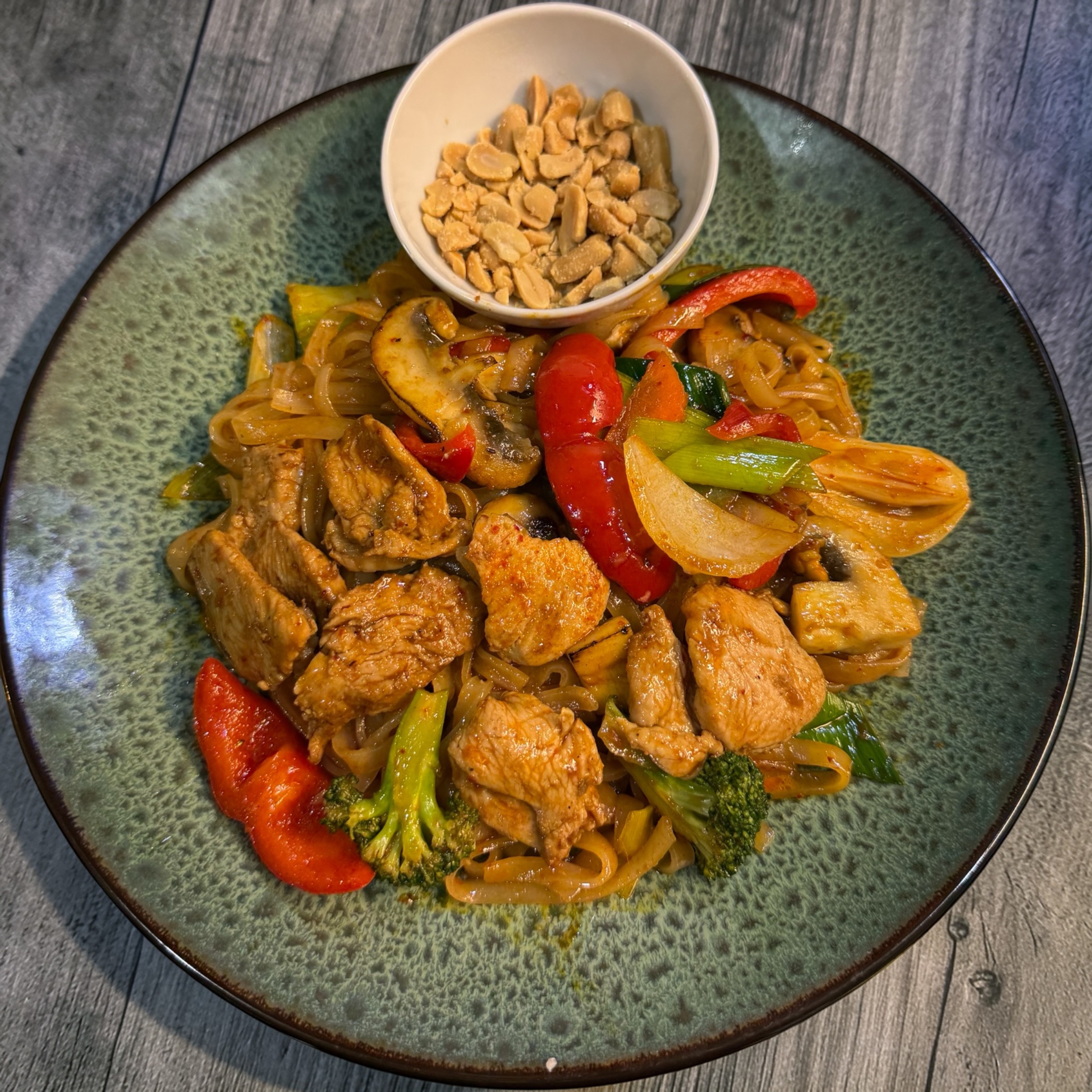 Pad Thai med räkor / biff / kyckling