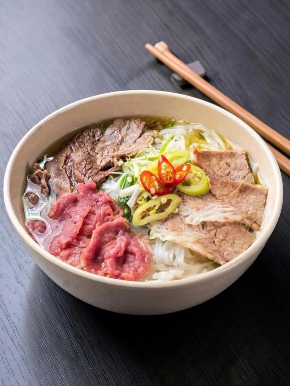 Phở bò tái